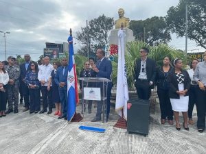Luna TV - San Cristobal Conmemora Natalicio Matias Ramon Mella