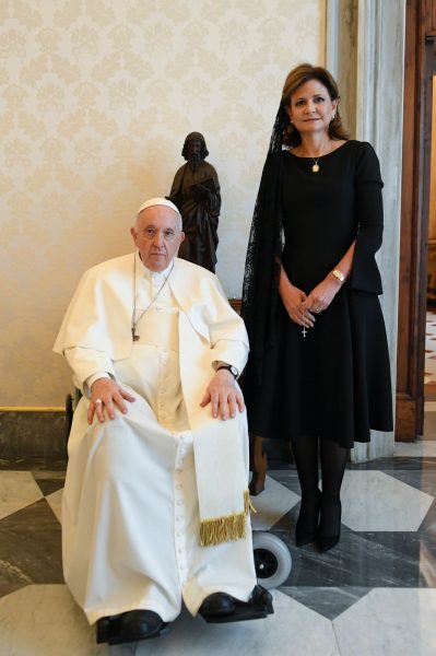 Peña visitó al papa en el Vaticano. Foto: El Nuevo Diario