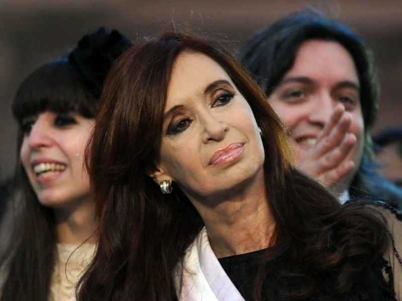 La vicepresidenta argentina pudiera enfrentarse a 10 años de cárcel de ser encontrada culpable. Foto: La Jornada