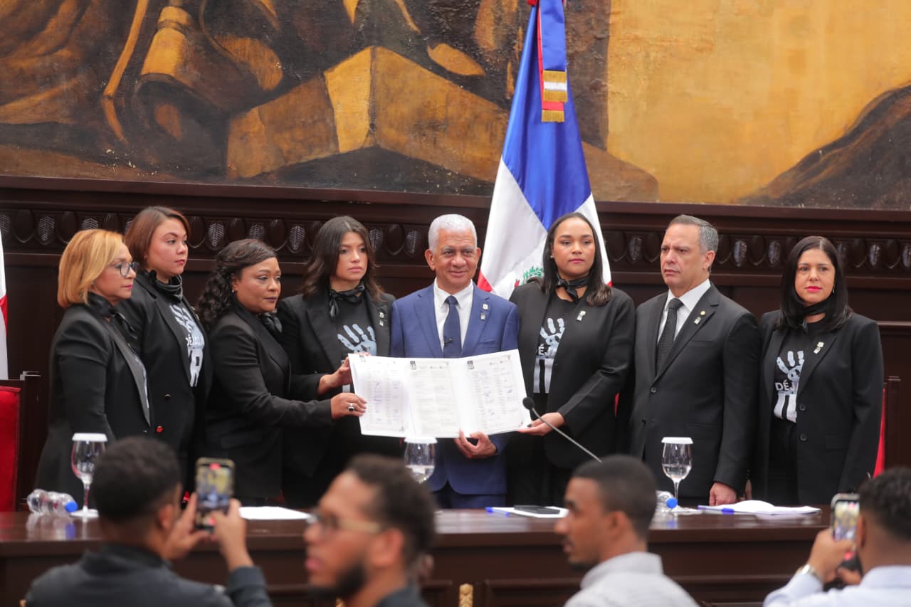 13 proyectos contra feminicidios siguen estancados en el Congreso