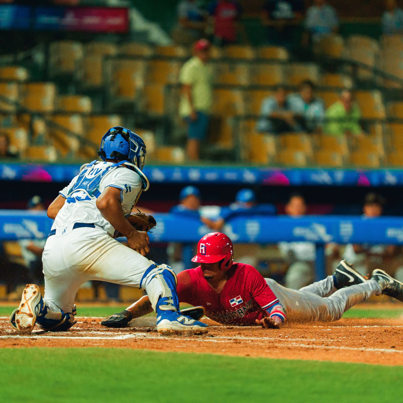 Dominicana sigue con vida: derrota a Nicaragua y mantiene el sueño del oro en la Súper Ronda del béisbol de Santo Domingo 2026