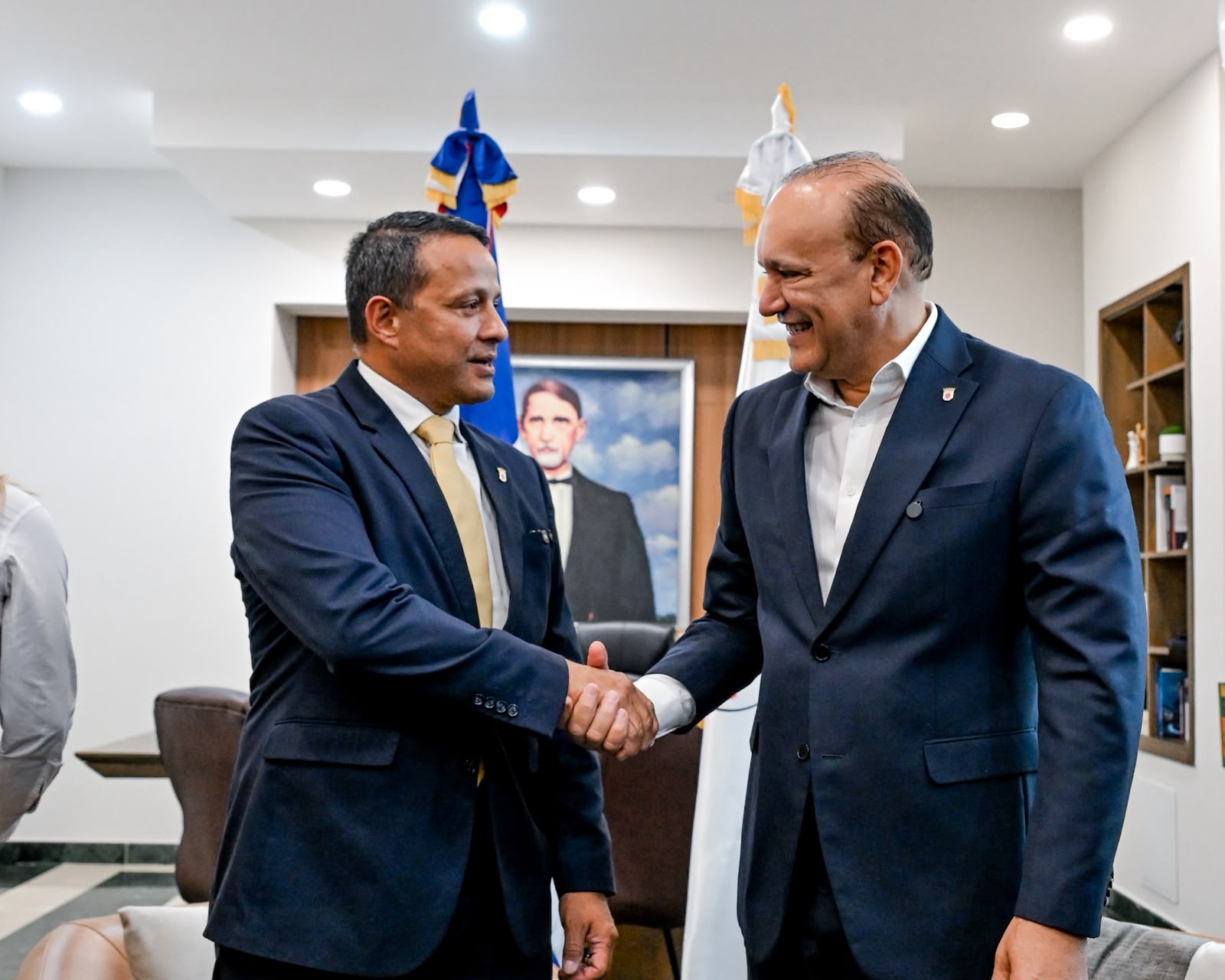 Alcalde de Santiago de los Caballeros recibe a su homólogo de Aguadilla, Puerto Rico