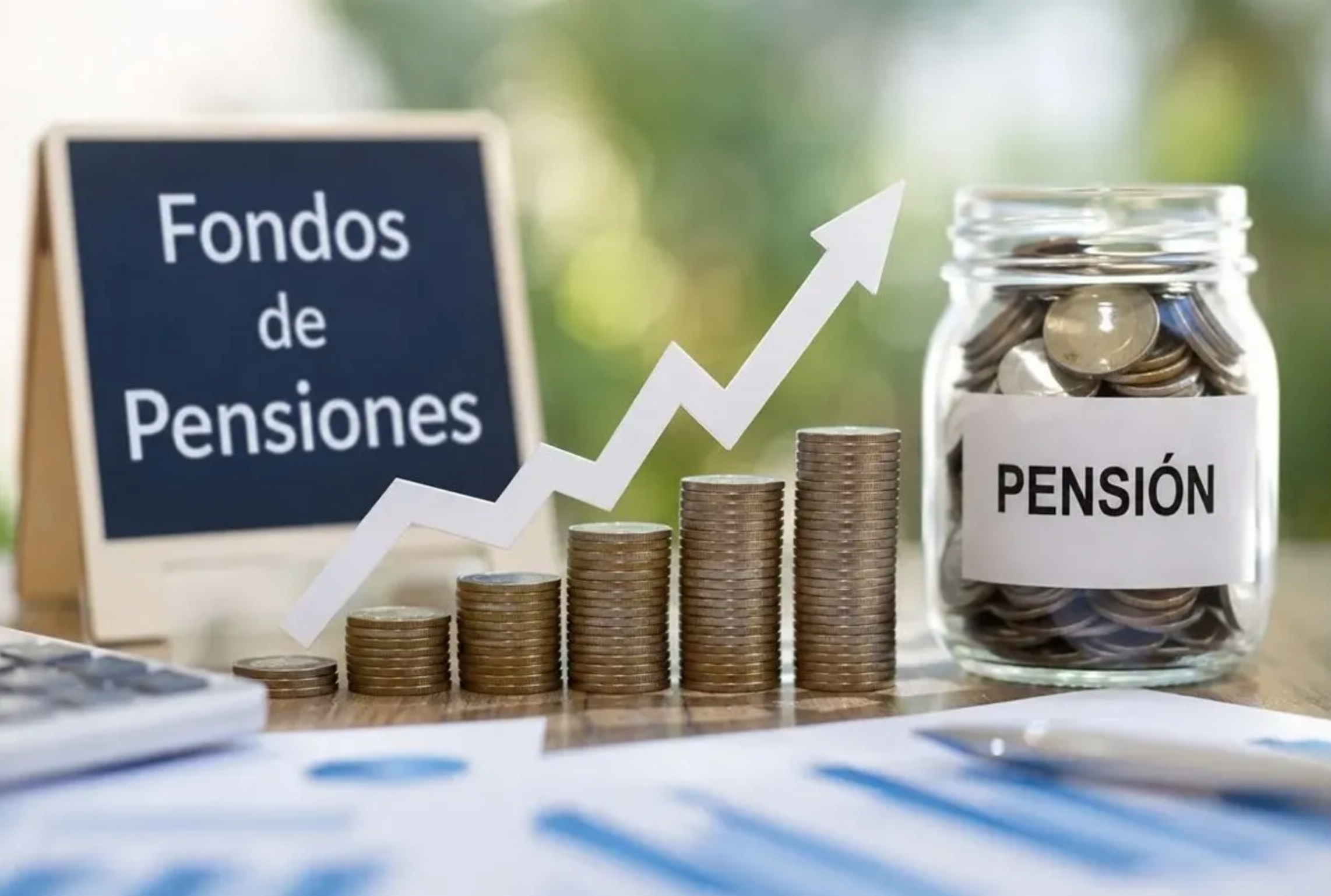 El dinero del trabajador en los fondos de pensiones sí está disponible… pero para otros