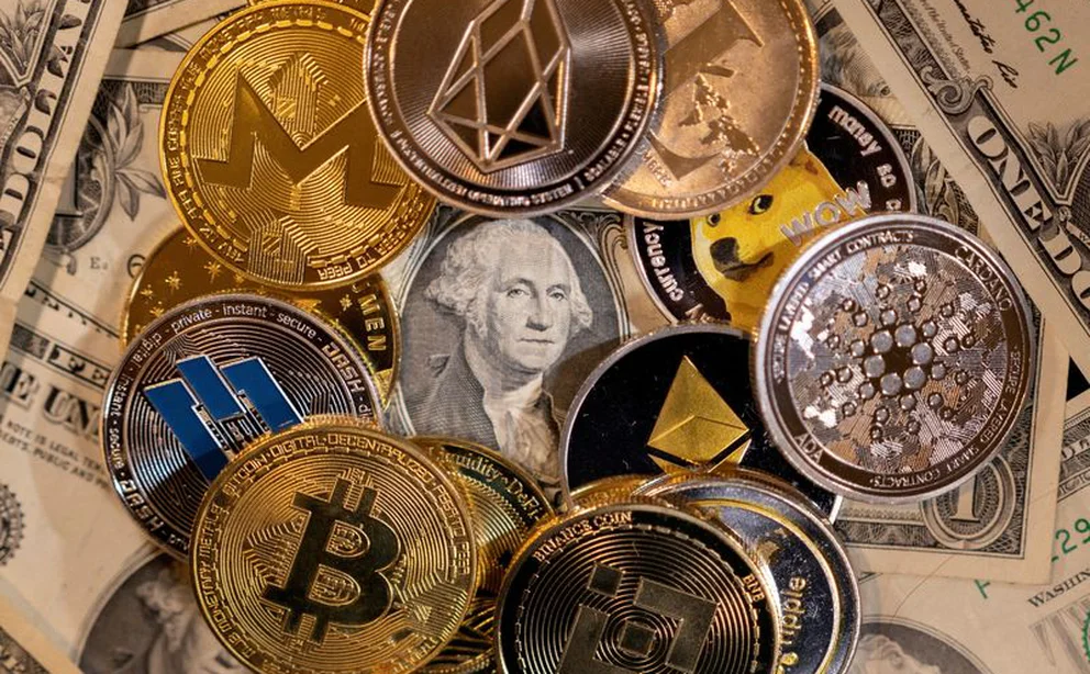 Después de una semana de altas y bajas, la criptomoneda Bitcoin recupera terreno. Foto: Reuter
