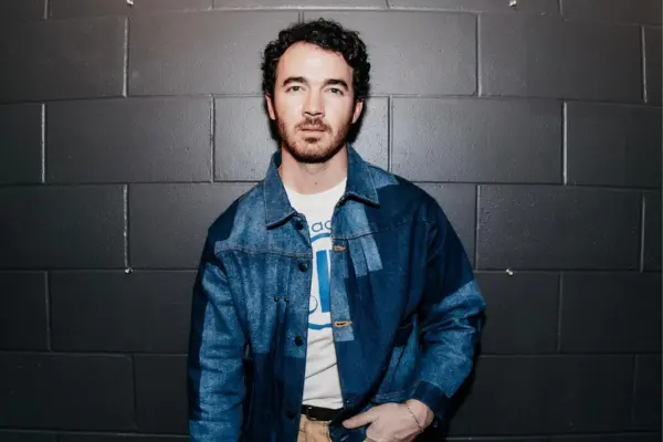 kevin-jonas-_1192246390_760x520